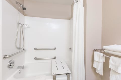 Combined shower/tub, deep soaking tub, rainfall showerhead, hair dryer