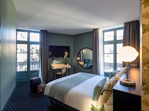 Standard Room, 1 Double Bed | Premium bedding, pillowtop beds, in-room safe, desk