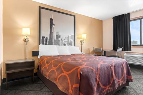 Blackout drapes, cribs (free), high-speed internet, alarm clocks