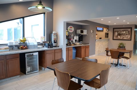 Free daily on-the-go breakfast