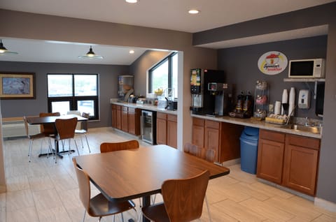 Free daily on-the-go breakfast