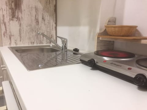 Studio, 1 Bedroom, Patio | Interior