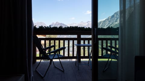 Apartment (1 Bedroom) | Balcony