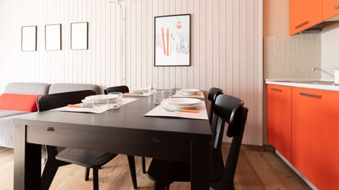 Apartment (1 Bedroom) | Shared kitchen | Fridge, microwave, oven, dishwasher