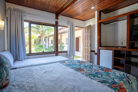 Minibar, in-room safe, free WiFi