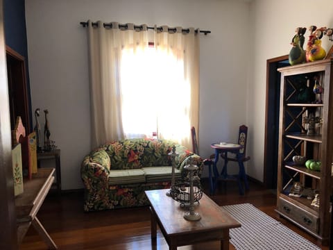 42-inch LED TV with cable channels, TV, heated floors