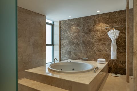 Premium Suite, (20% Discount on F&B outlet, A bottle of selected Beverage) | Minibar, in-room safe, individually decorated, individually furnished