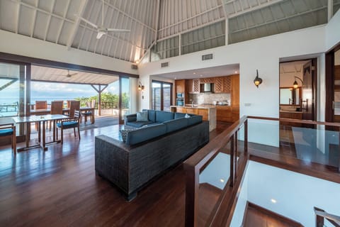 Penthouse | Private kitchen | Electric kettle