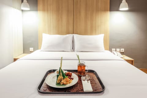 In-room safe, desk, free WiFi, bed sheets