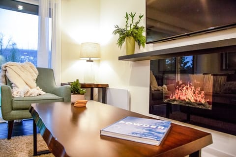 Revelstoke Retreat | Living area | 40-inch Smart TV with digital channels, TV, fireplace