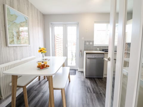 Fridge, dishwasher, electric kettle, toaster