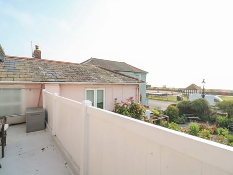 Cottage | Property grounds