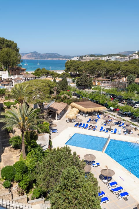 Twin Room, Terrace, Partial Sea View | Egyptian cotton sheets, blackout drapes, iron/ironing board, free WiFi