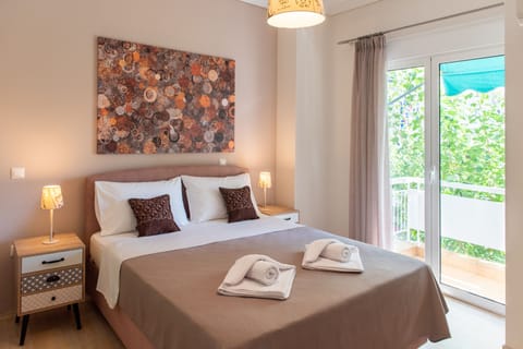Comfort Apartment | 2 bedrooms, in-room safe, desk, laptop workspace