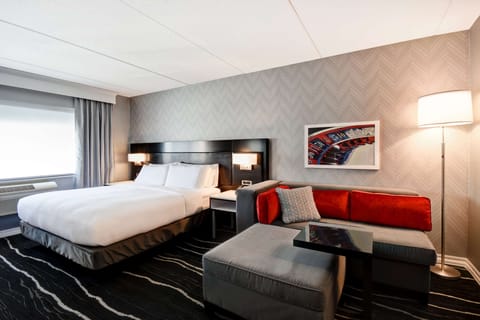 1 bedroom, premium bedding, down comforters, pillowtop beds