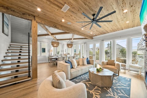 House, Multiple Bedrooms | Living area | Smart TV