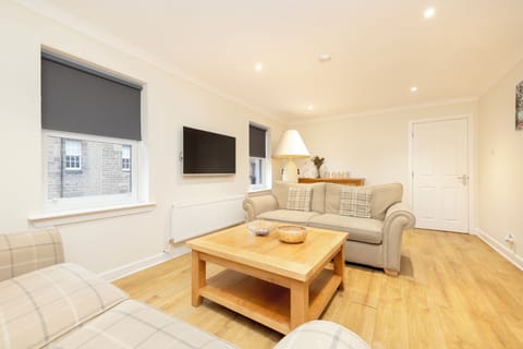 Apartment, 3 Bedrooms | Living area | TV