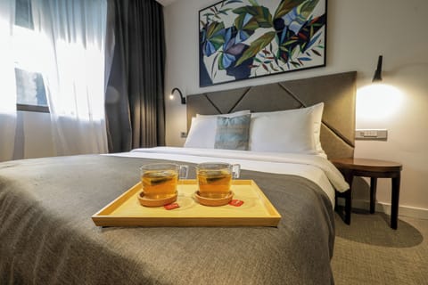 Deluxe Double Room | Premium bedding, minibar, in-room safe, desk