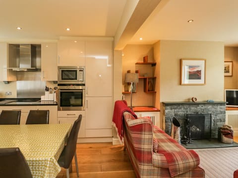 Fridge, dishwasher, electric kettle, toaster