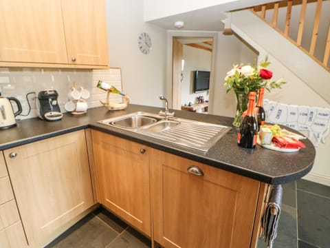 Fridge, dishwasher, electric kettle, toaster