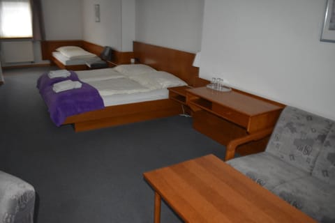 Standard Triple Room, 1 Bedroom | Desk, free WiFi, bed sheets