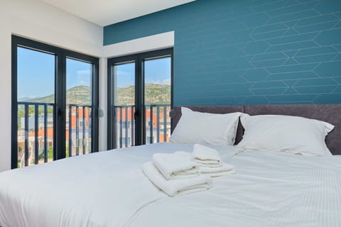 Superior Double or Twin Room | Minibar, desk, laptop workspace, soundproofing