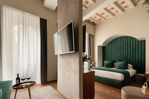 Royal Suite Mascagni Pantheon View | Premium bedding, minibar, in-room safe, desk