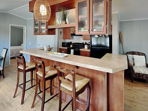 House (3 Bedrooms) | Property amenity