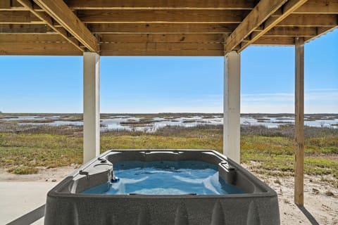 House (4 Bedrooms) | Property amenity
