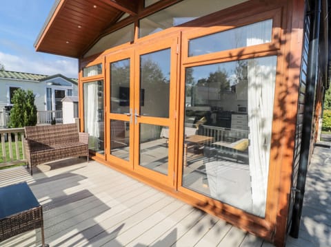 Cottage | Balcony