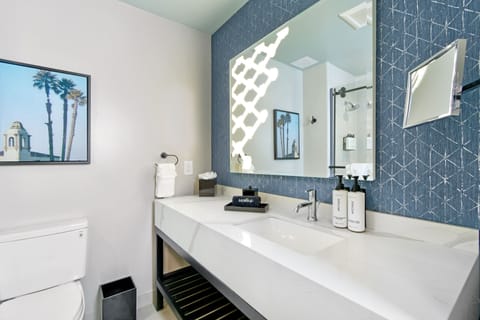 Free toiletries, hair dryer, towels