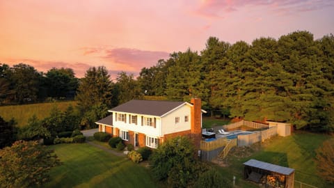 House (4 Bedrooms) | Front of property