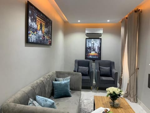Executive Suite | WiFi (free)