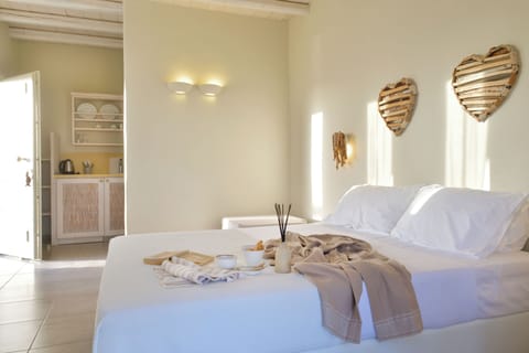 In-room safe, iron/ironing board, free WiFi, bed sheets