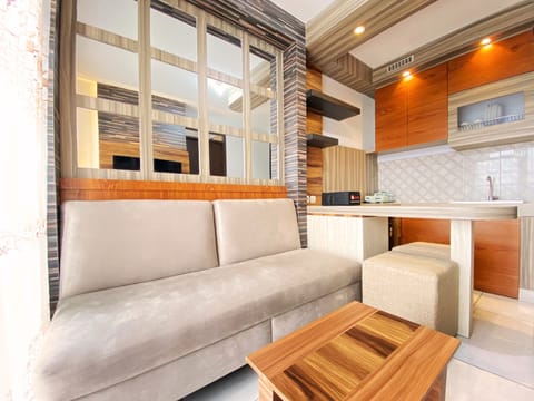 Apartment, 2 Bedrooms | Living area | TV