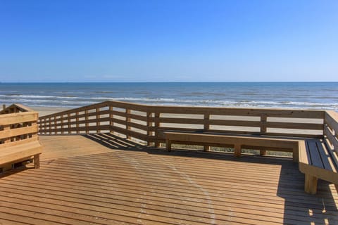 House (3 Bedrooms) | Property amenity