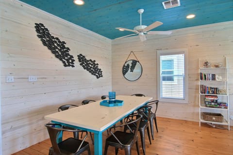 House (4 Bedrooms) | Property amenity