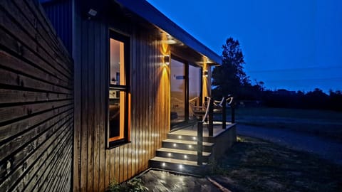 Luxury Apartment, Ensuite (Private Hot Tub) | Lobby