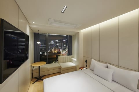 Double Room A (No Parking) | In-room safe, individually decorated, individually furnished, free WiFi