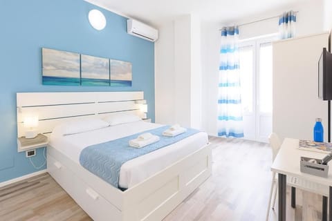 Comfort Room, Balcony | Individually furnished, desk, laptop workspace, WiFi