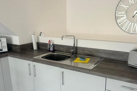 Apartment | Private kitchen | Fridge, microwave, oven, stovetop