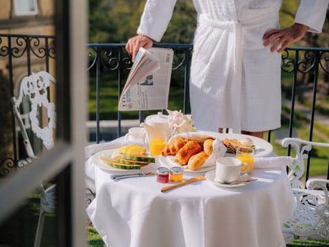 In-room dining