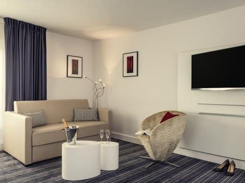 Premium bedding, minibar, in-room safe, individually furnished