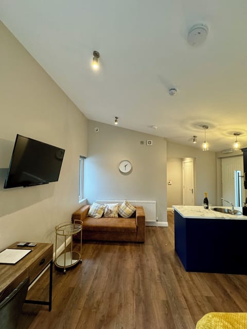 44-inch Smart TV with cable channels, TV, fireplace