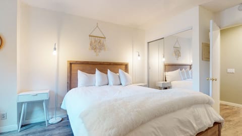 Condo, 1 Bedroom | 1 bedroom, iron/ironing board, free WiFi