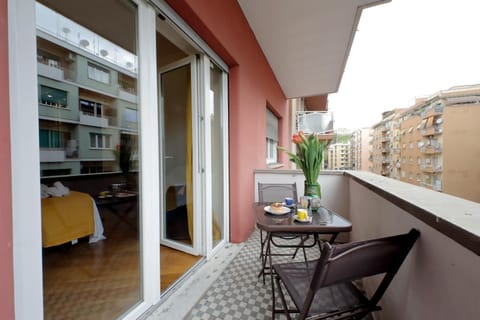 House | Balcony