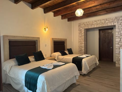 Double Room | Individually decorated, individually furnished, iron/ironing board