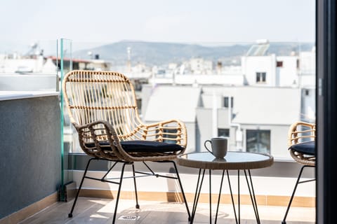 Deluxe Suite | Balcony