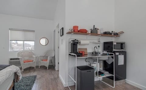 Top Floor Suite | Private kitchen | Microwave, coffee/tea maker, electric kettle, cookware/dishes/utensils