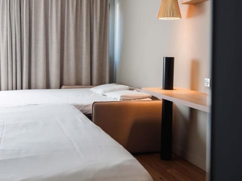 Standard Room, 1 Double Bed with Sofa bed | Premium bedding, in-room safe, desk, blackout drapes